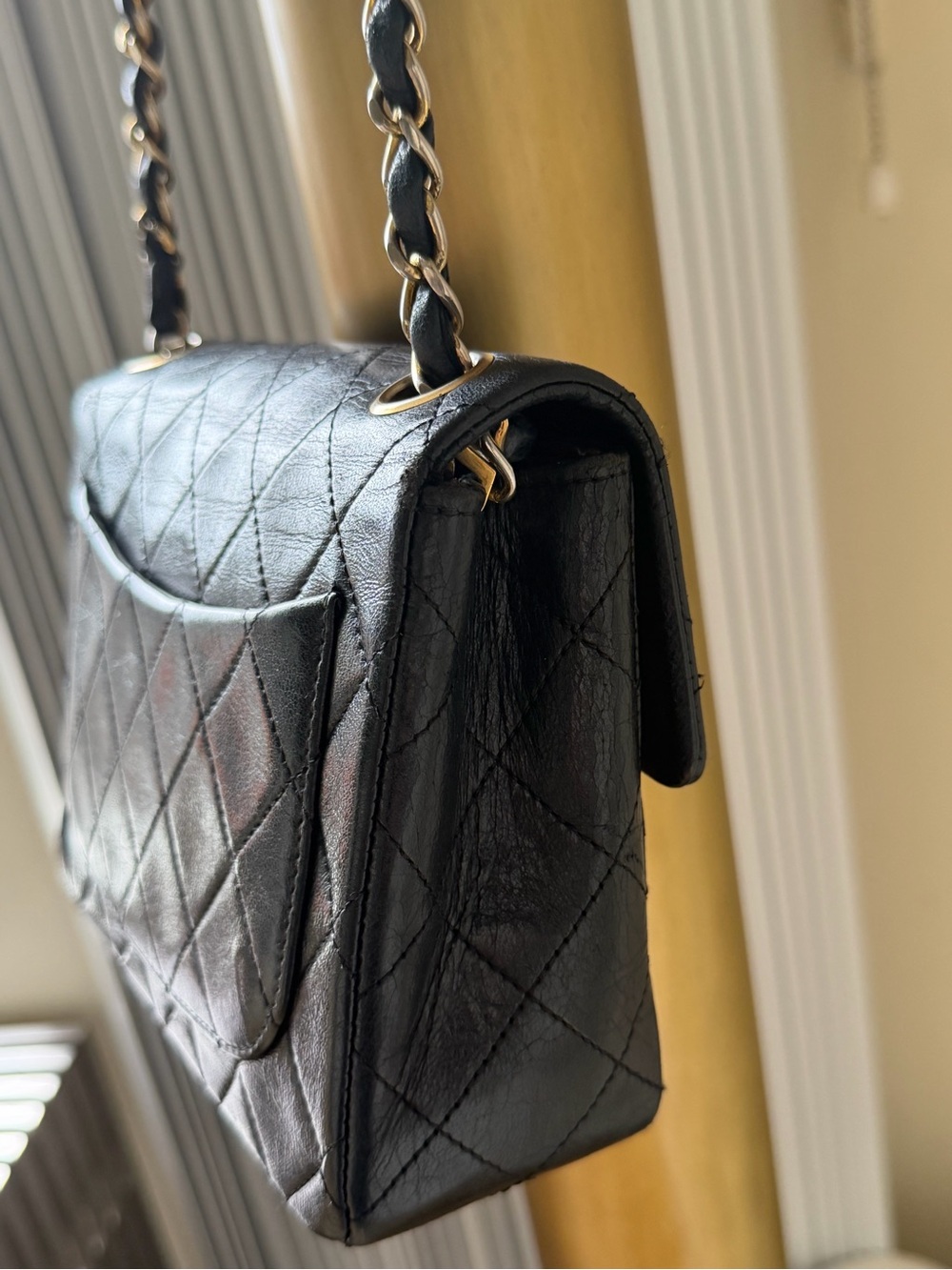 Authentic CHANEL classic from Paris in early 1980’s - Picture 4 of 16